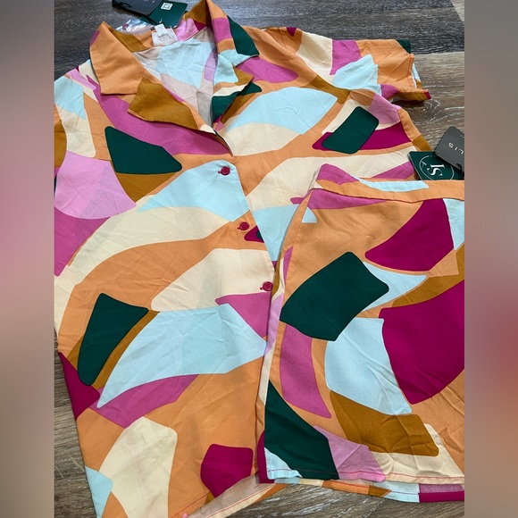 Le Lis Skirt Set - Picture 8 of 8